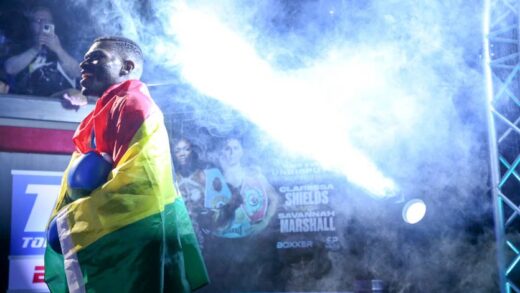 Новини спорту - Річард Коммі проведе другий бій після вересневого