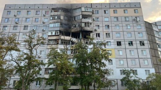 Новини України - Росіяни вдарили по Херсону, восьмеро поранених