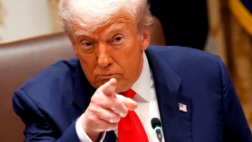 Новини світу - Трамп поговорив з Путіним. Буде нова зустріч