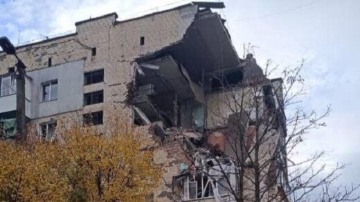 Новини України - У Хмельницькому вибух зруйнував багатоповерхівку