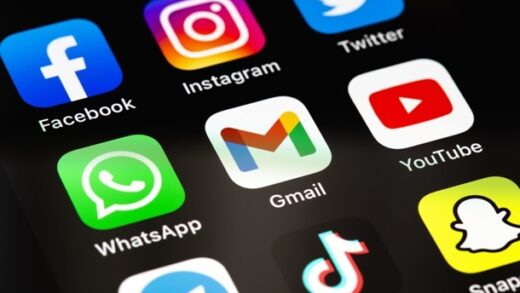 Новини світу - В Афганістані обмежили доступ до Instagram, Facebook та Snapchat
