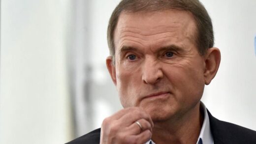 Новини світу - ЄС залишив Медведчука під "гібридними" санкціями
