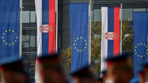Новини світу - Європарламент зажадав, щоб Сербія запровадила санкції проти РФ