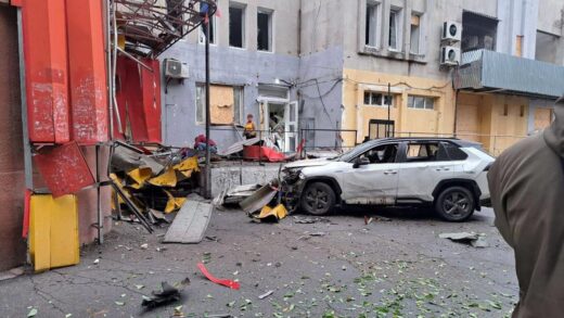 Новини України - З'явилось відео атаки на зрадника в Новій Каховці
