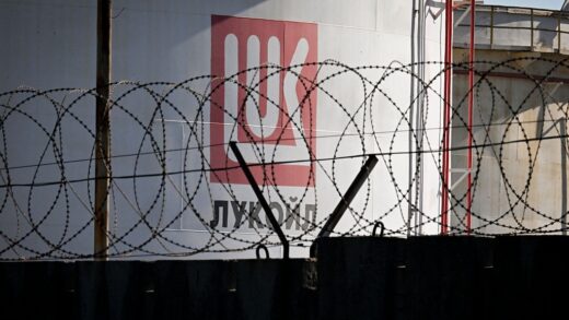 Новини бізнесу - Бюджет Росії втрачає сотні мільярдів рублів через санкції Трампа - ЗМІ