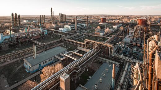 Новини України - ГУР уразило нафтохімічний завод в Росії