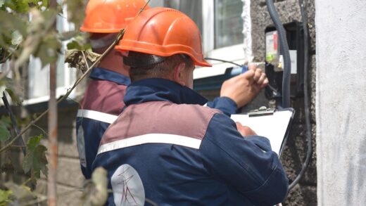 Новини України - Обстріли і негода: в Україні нові відключення