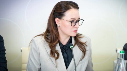 Новини України - Прем'єр внесла в Раду подання на звільнення Галущенка та Гринчук