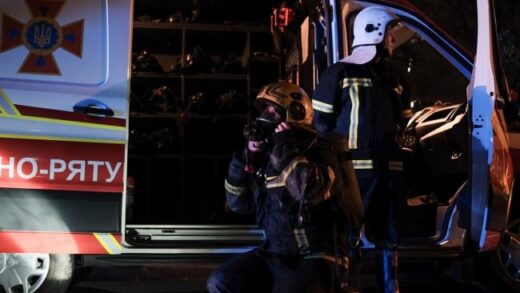 Новини України - РФ влучила у багатоповерхівку Броварів, є поранені