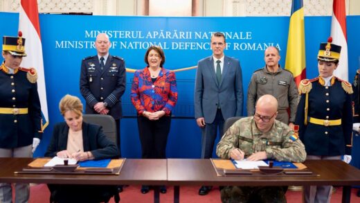 Новини світу - Румунія придбала у Нідерландів винищувачі F-16 за один євро