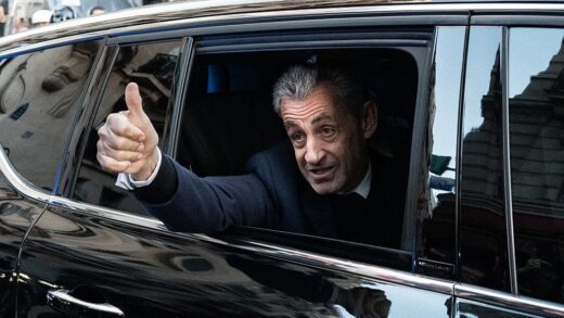 Новини світу - Суд у Франції прийняв несподіване рішення щодо Саркозі