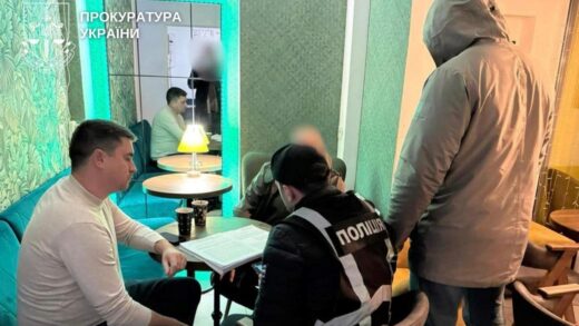 Новини Києва - У Києві шахраї видурили мільйони на "лазерну зброю"