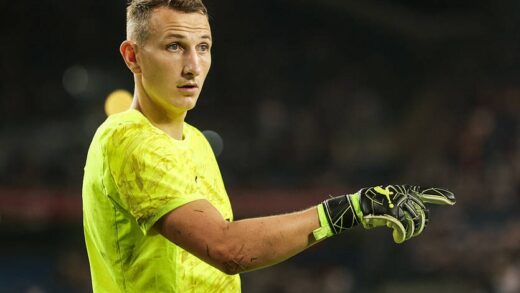 Новини спорту - Воротар збірної України оцінив шанси команди у матчі з Францією