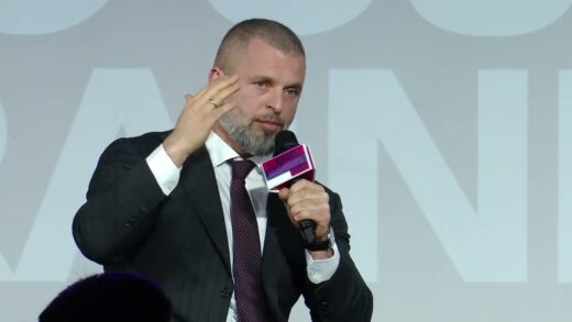 Матвій Бідний про можливість орендувати шкільні спортзали