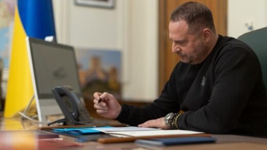 Новини політики - Єрмак планував летіти на зустріч із Віткоффом і зятем Трампа - ЗМІ