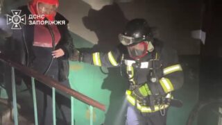 Запоріжжя: росіяни завдали удару БпЛА по девʼятиповерховому житловому будинку