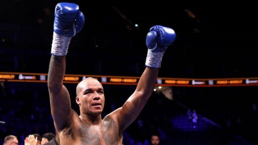 Новини спорту - Британський боксер оцінив намір Усика зустрітися з Вайлдером