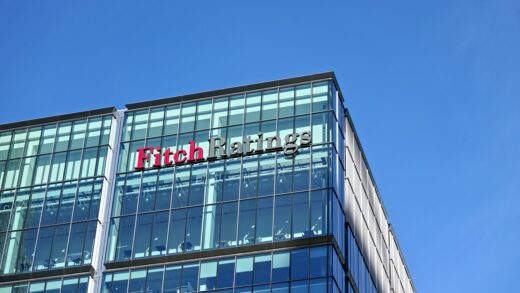 Новини бізнесу - Fitch підвищив кредитний рейтинг України