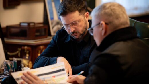 Новини України - Китай допомагає РФ бити по енергетиці - Зеленський