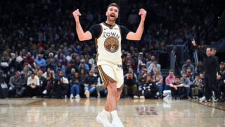 Новини спорту - НБА: Голден Стейт дотиснув Клівленд, Бруклін розгромив Новий Орлеан