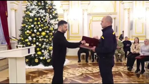 Президент України присвоїв звання Герой України рятувальнику ДСНС із Донеччини