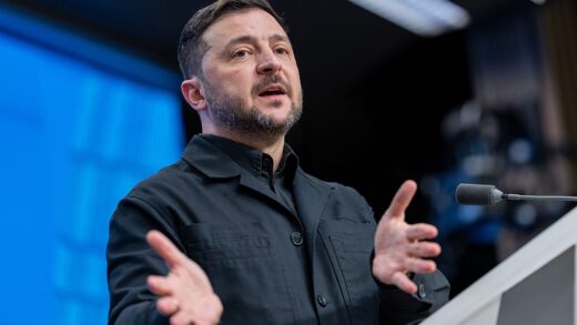 Новини України - Президент назвав умову для проведення виборів