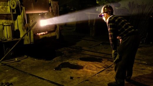 Новини світу - Російські промисловці заявили про найбільше падіння виробництва з 2022-го