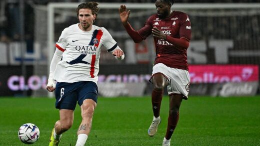 Новини спорту - У матчі Меца та ПСЖ на полі зустрілися Цітаішвілі й Забарний