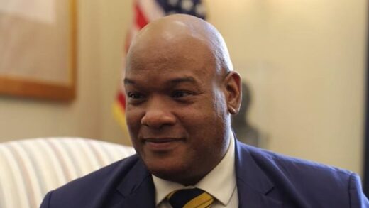 Новини політики - У США зробили заяву про вплив корупційних скандалів на допомогу Україні