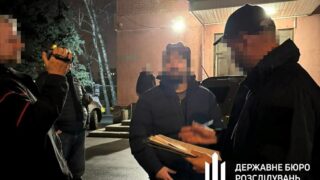 Новини України - Затримано експравоохоронця, який допомагав переправляти ухилянтів за кордон