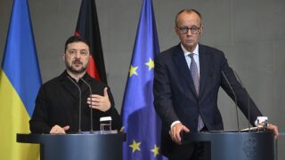 Новини світу - Зеленський: В Україні нема жодної електростанції, що не зазнала атаки РФ