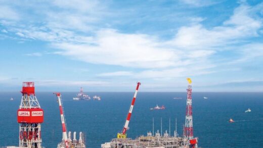 Новини світу - ЗМІ: СБУ вперше уразила нафтову платформу в Каспії