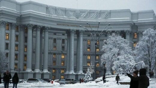 Новини світу - МЗС радить українцям виїжджати з Ірану
