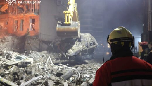 Новини України - З-під завалів у Харкові деблокували тіло дитини