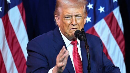 Новини світу - Захоплення танкера РФ: Трамп відмовився сказати, чи дзвонив Путіну